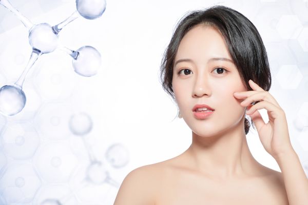 女性