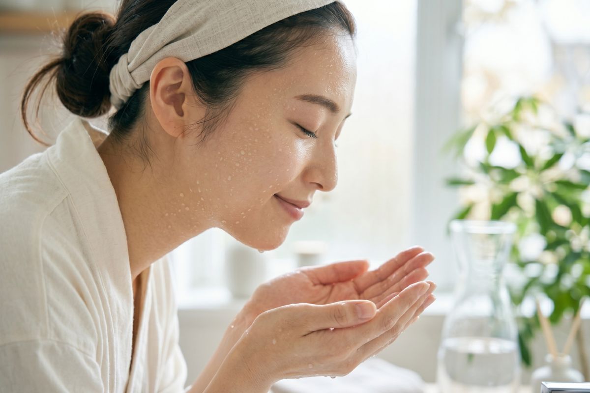 私たちの肌は、何かを『吸い込む場所』ではなく、不要なものを『外に出す場所』である